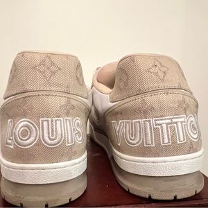 Louis Vuitton Sneakers